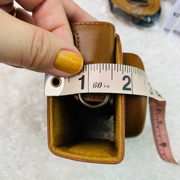 New MegaGear Ever Ready Leather Camera Case fits Sony Cyber-Shot DSC-RX1… - Picture 15 of 16